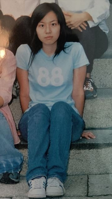 綿矢りささん 京都市立紫野高校 高校生で作家デビュー、きっかけはネット世界の衝撃|ハイスクールラプソディー|朝日新聞EduA