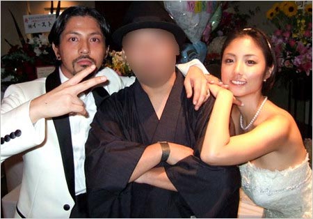 降谷建志＆MEGUMIが仮面夫婦疑惑を払拭? 結婚12年もラブラブ姿をフライデー報道。離婚危機の過去も良好な関係継続 | 今日の最新芸能ゴシップニュースサイト｜芸トピ