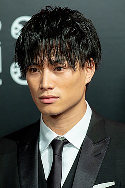 鈴木伸之 - Wikipedia