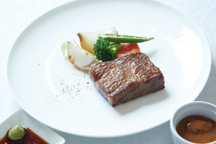 【画像】トライストーン関係者や田中圭が麻雀をしたロイの場所や内装は？｜TrendWatch