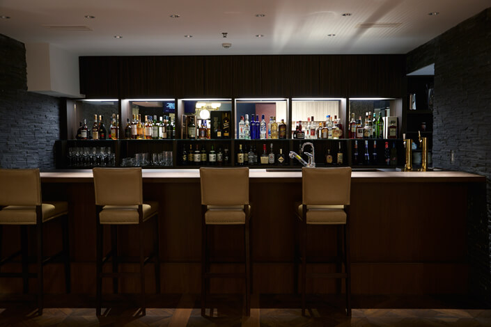 【画像】トライストーン関係者や田中圭が麻雀をしたロイの場所や内装は？｜TrendWatch