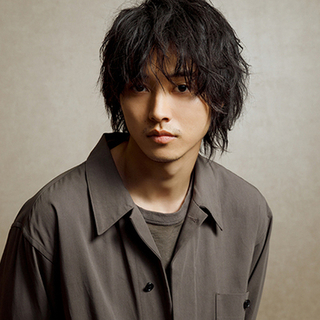 山崎賢人 - 映画.com