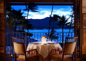 レストラン・バーラウンジ | ハレクラニ | ハワイ