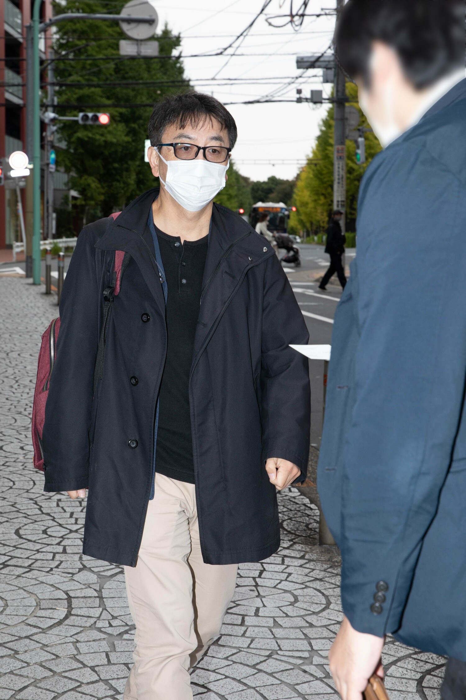 4ページ目)NHKトップアナウンサー阿部渉（55）が昼下がりに“禁断の局内不倫”「時間差、偽名、2部屋予約を駆使した厳戒態勢」《部屋から男女の声が…》 | 文春オンライン