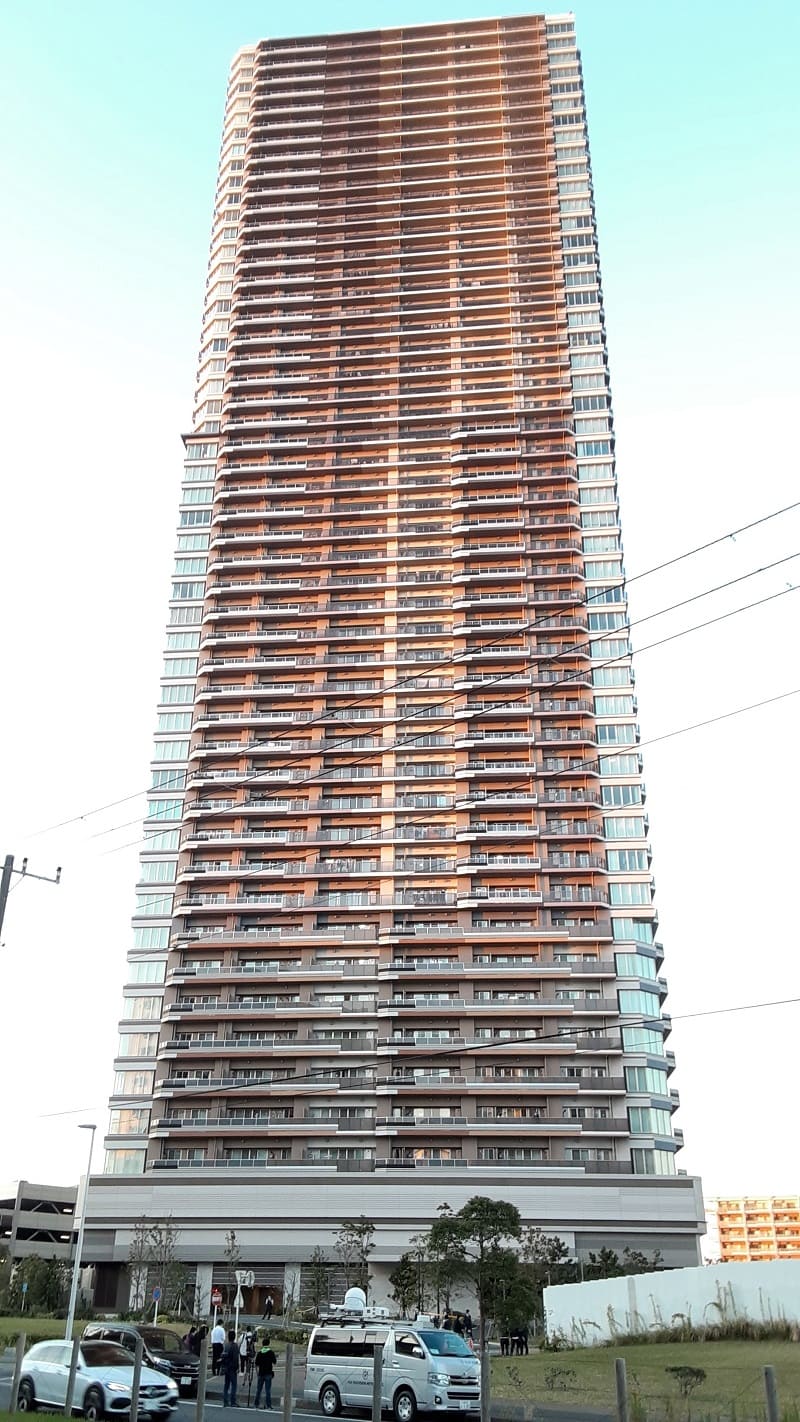 速報】マンション２５階から転落か ３歳児、死亡を確認 千葉市美浜区 | 千葉日報オンライン