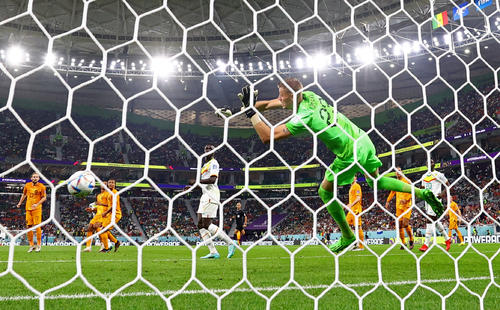 素晴らしいセービングをみせたオランダGKノペルト - フォトギャラリー - カタール2022 - カタール2022・海外代表 : 日刊スポーツ