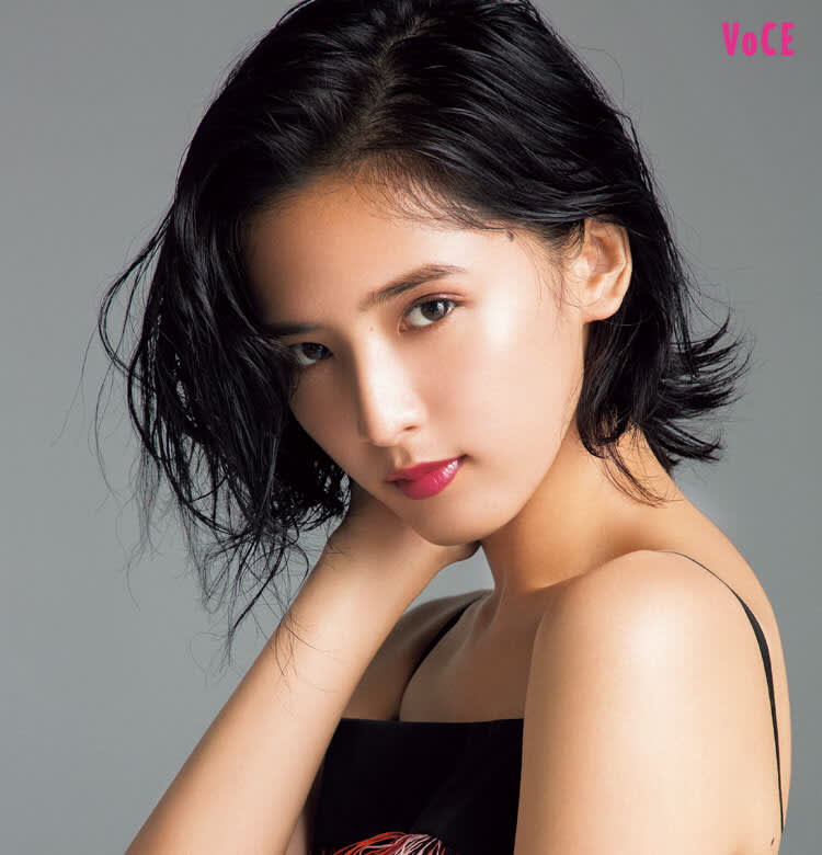 元E-girls・Flowers藤井萩花