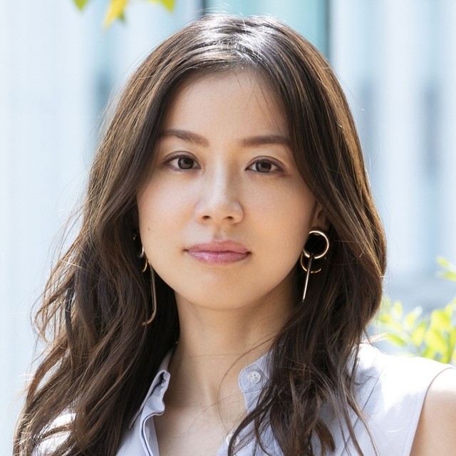 綿矢りさの学歴｜出身大学高校や中学校の偏差値と若い頃のかわいい画像 | 芸能人の学歴や有名人の高校・大学情報は芸能人有名人学歴偏差値.com